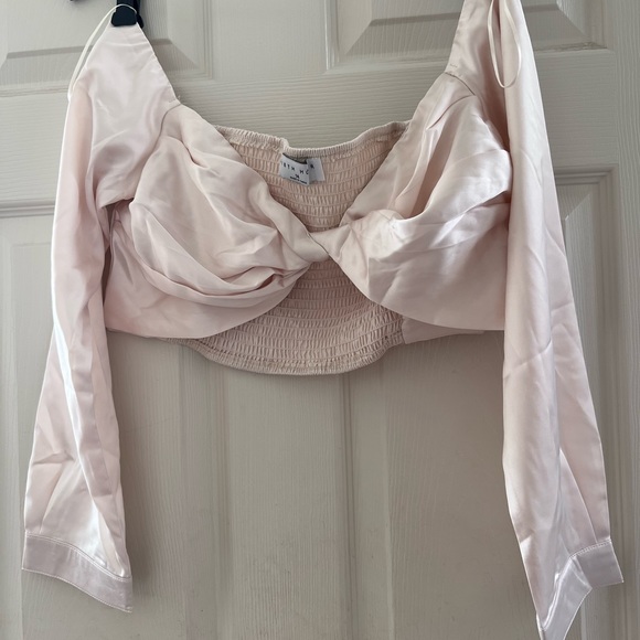 IVORY CROP TOP - Picture 2 of 4